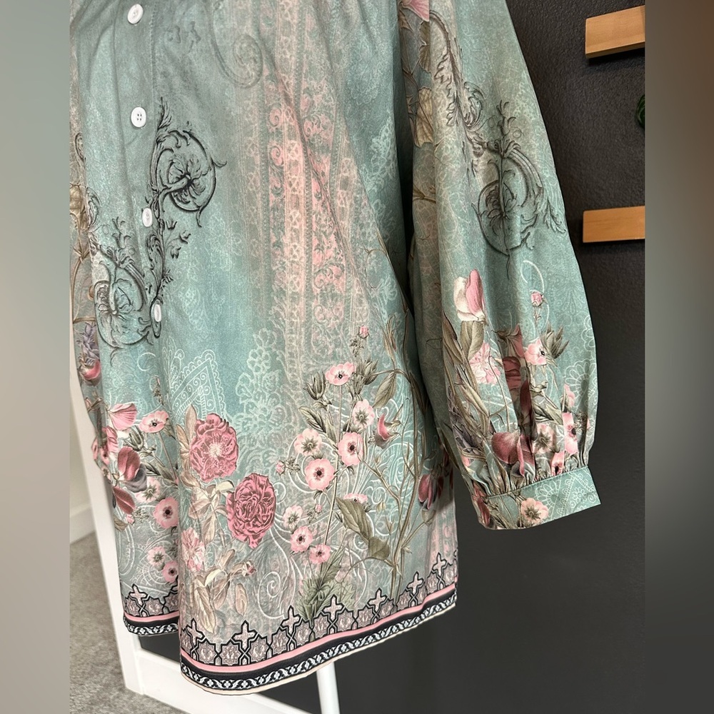 Flamingals Floral Button-Up Blouse - Picture 2 of 6